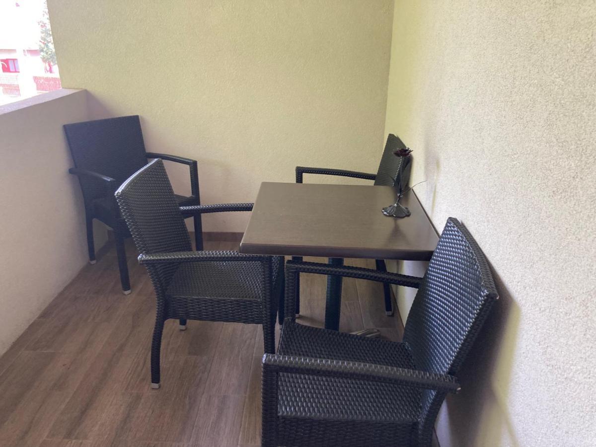 Pentz House Appartement Siófok Buitenkant foto
